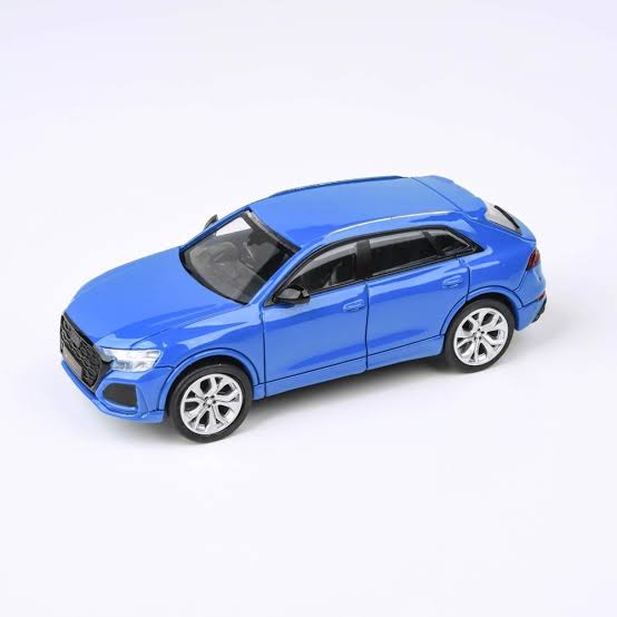 1/64 Audi RSQ8