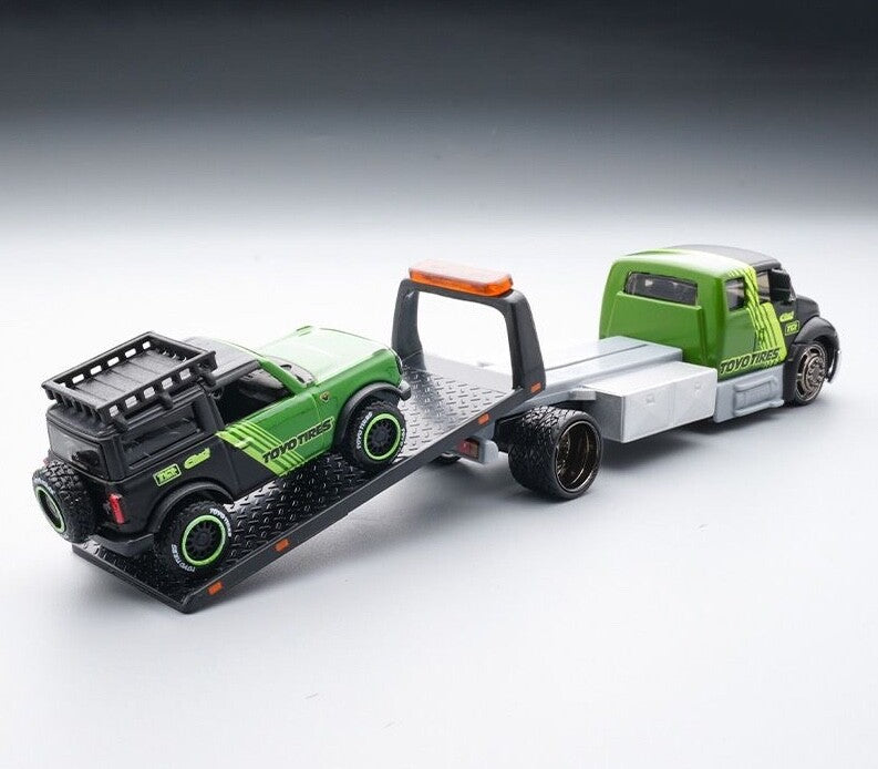 1/64 Maisto Team Hauler - International Durastar + Ford Bronco "Toyo Tires"