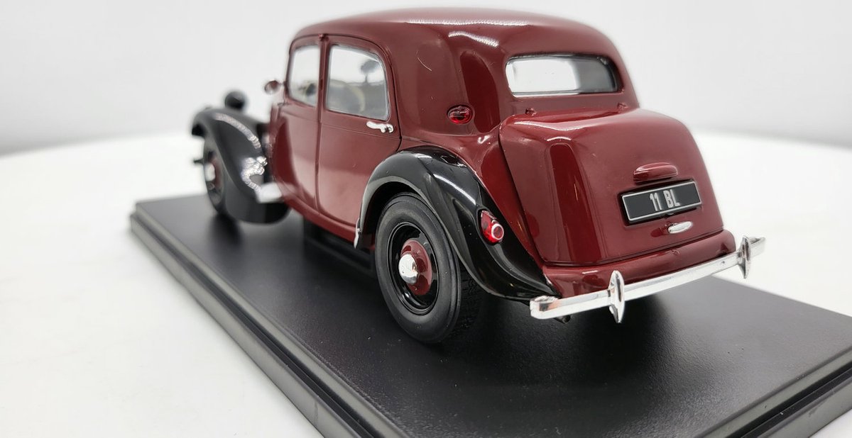 1/24 Citroën Traction Avant