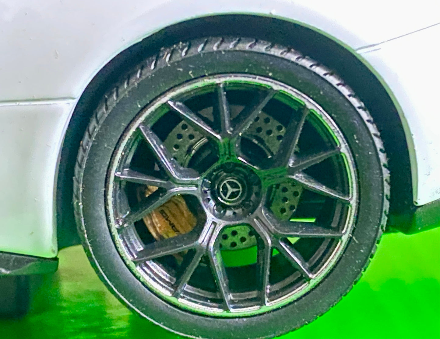 1/24 Welly - Mercedes-AMG GT