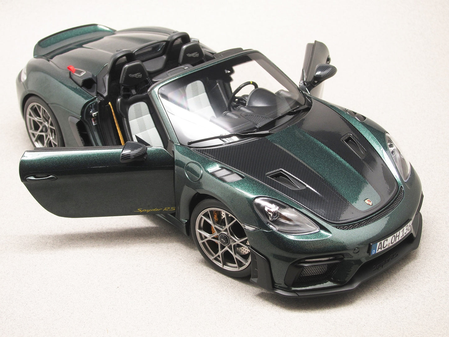 1/18 Norev - Porsche 718 Spyder RS