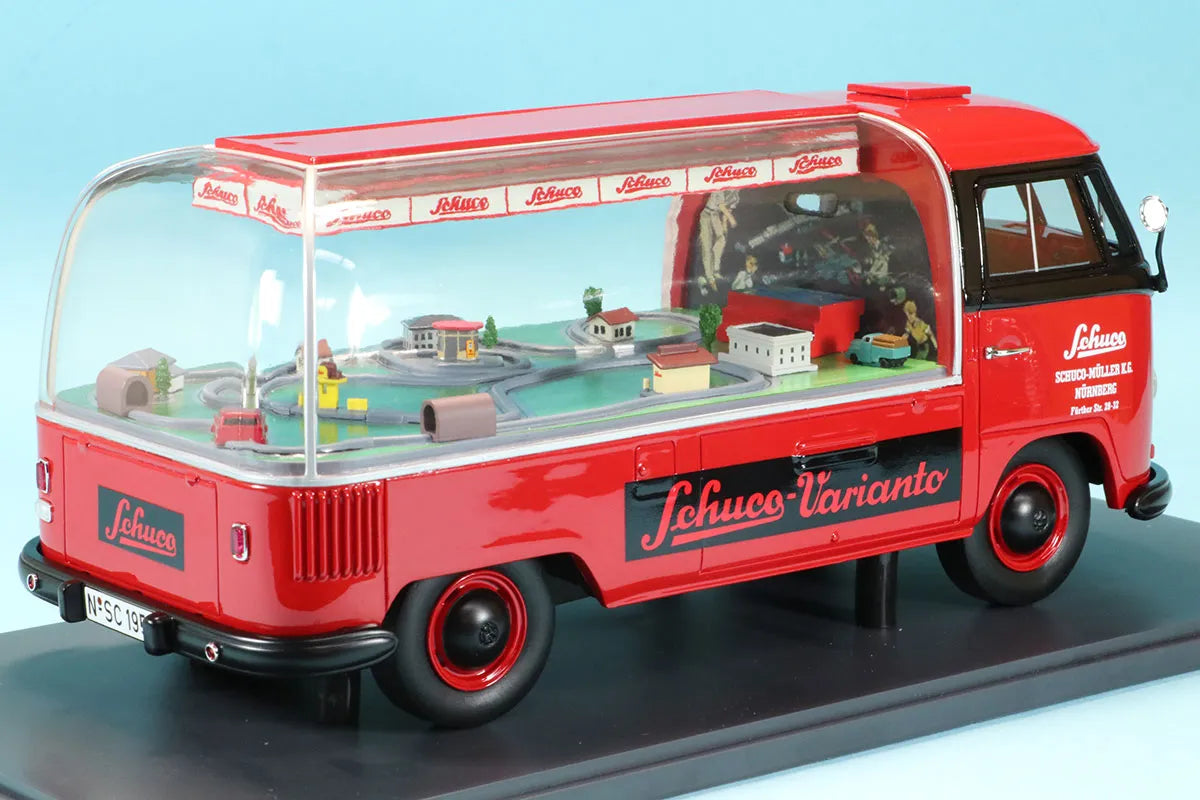 1/18 Schuco -  Volkswagen T1 version diorama