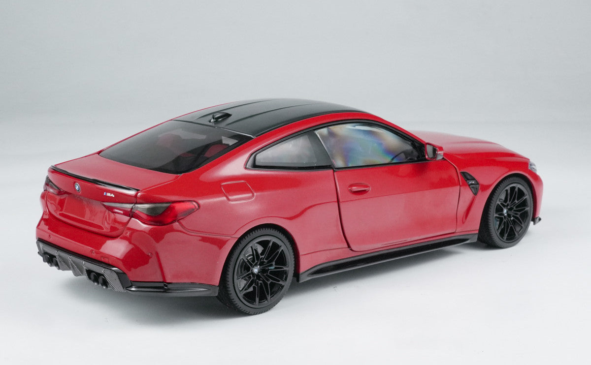 1/18 BMW M4 (G82) Rouge métallisé