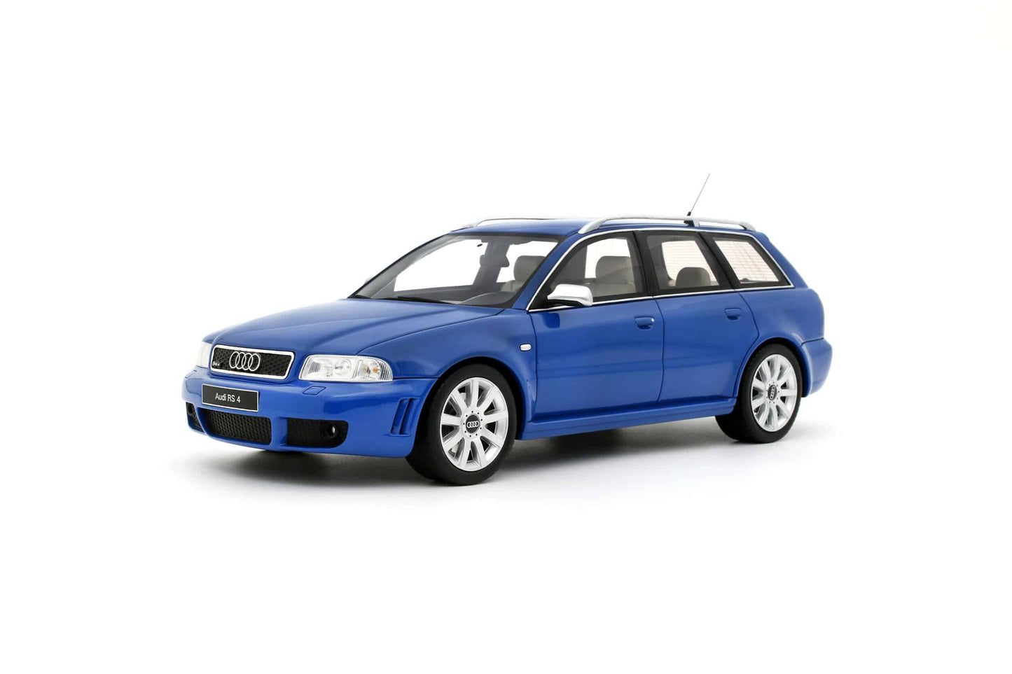 1/18 Ottomobile - Audi RS4 B5