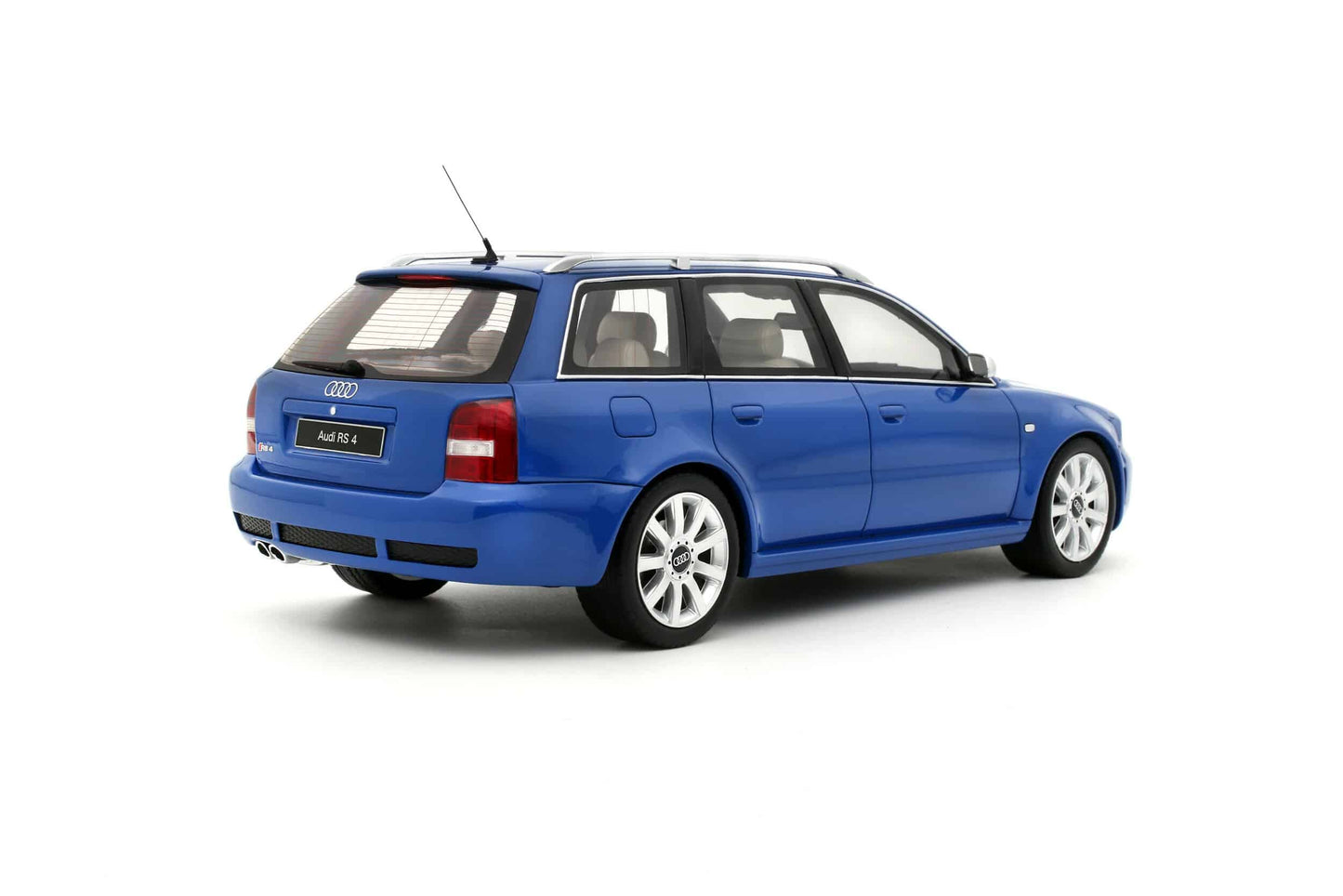 1/18 Ottomobile - Audi RS4 B5