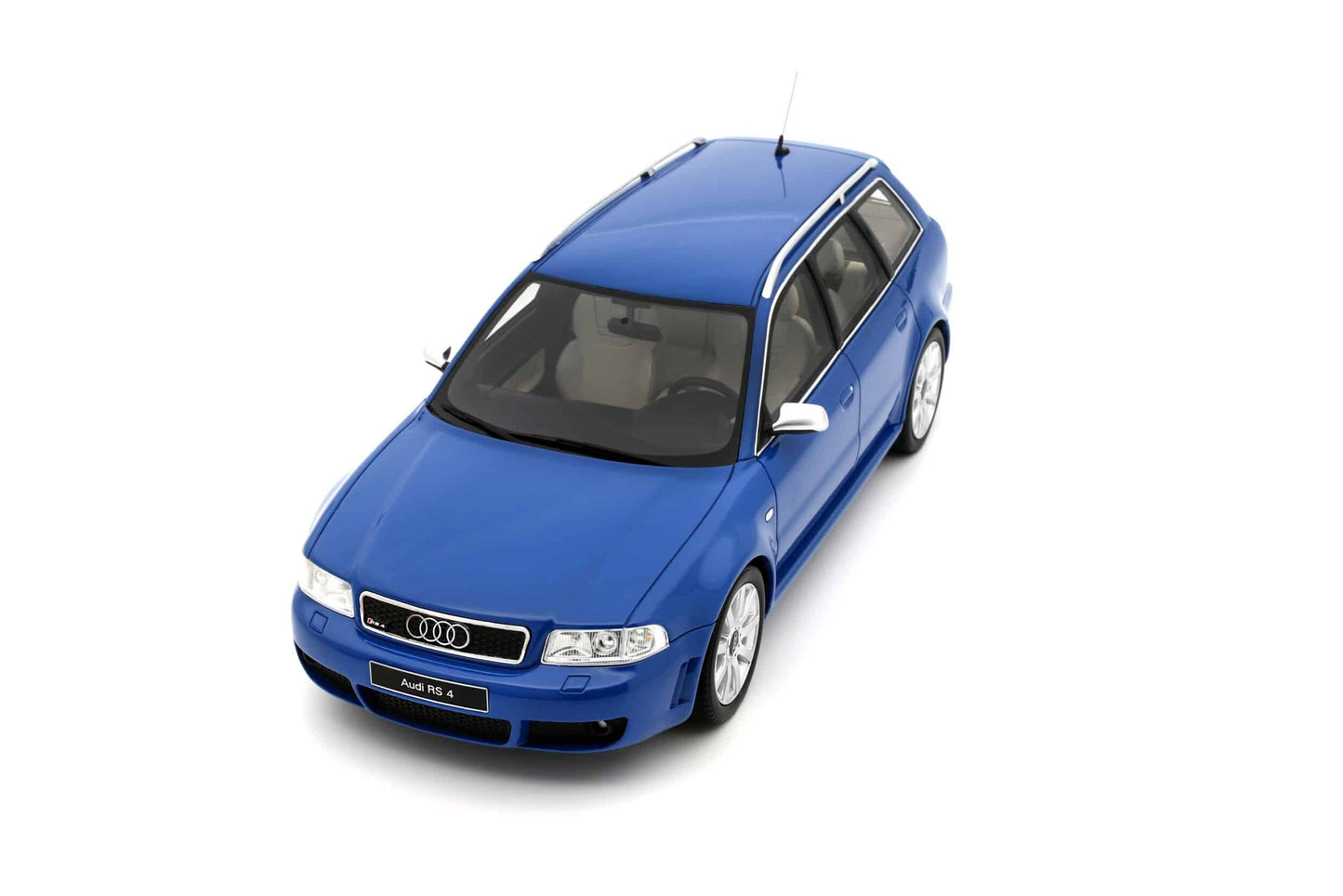 1/18 Ottomobile - Audi RS4 B5