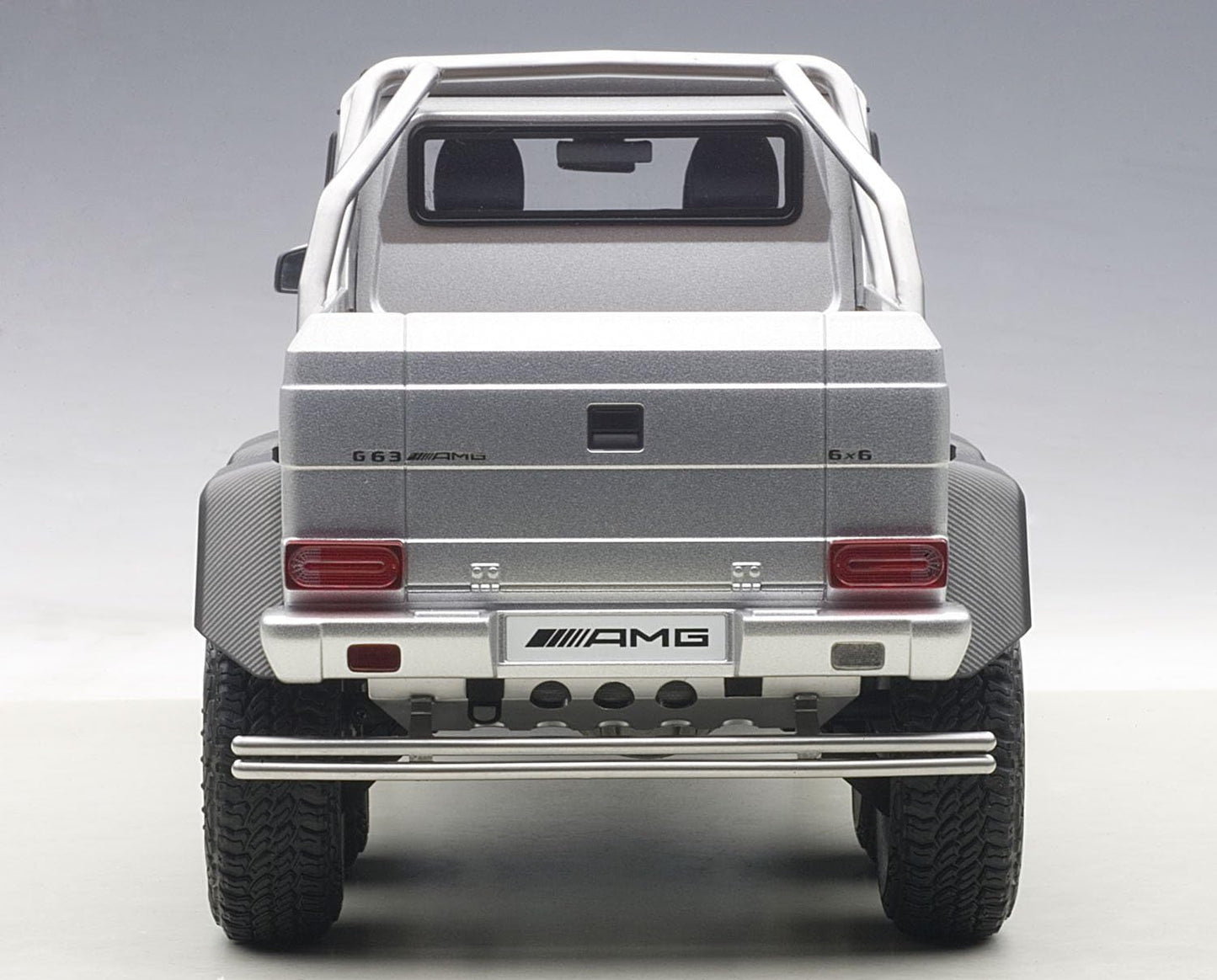 1/18 Autoart - Mercedes-AMG G63 6X6