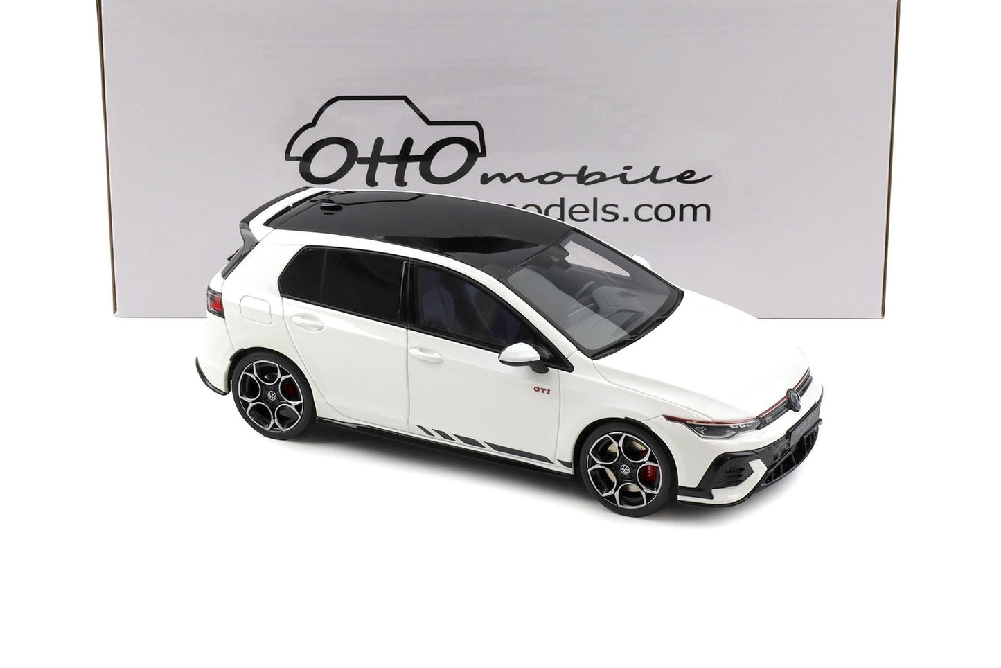 1/18 Ottomobile - Volkswagen Golf 8 GTI Clubsport