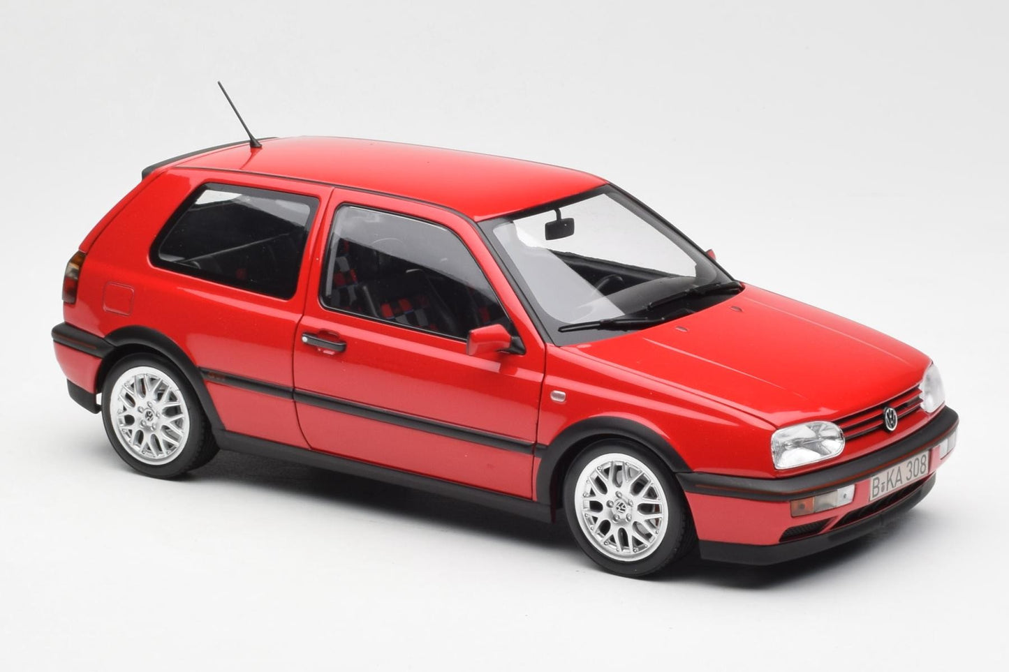 1/18 Norev - Volkswagen Golf 3 GTI Rouge