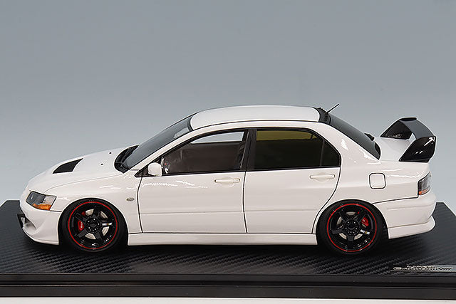 1/18 Mitsubishi Lancer Evolution VIII MR - Blanc