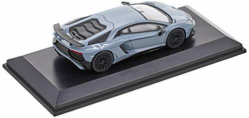 1/64 Lamborghini Aventador SV